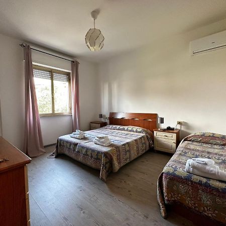 Hotel La Pineta Carrara Bagian luar foto