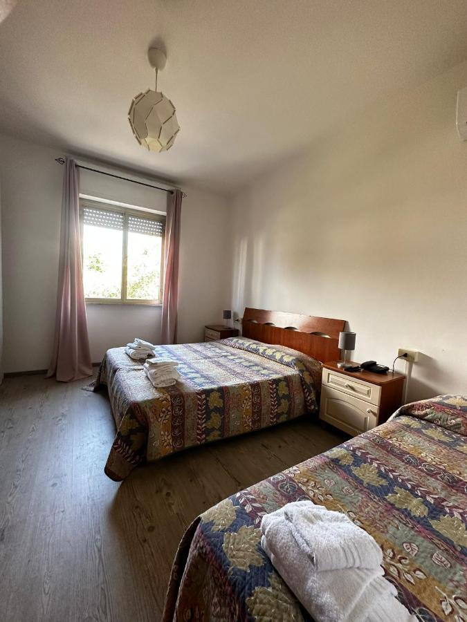 Hotel La Pineta Carrara Bagian luar foto
