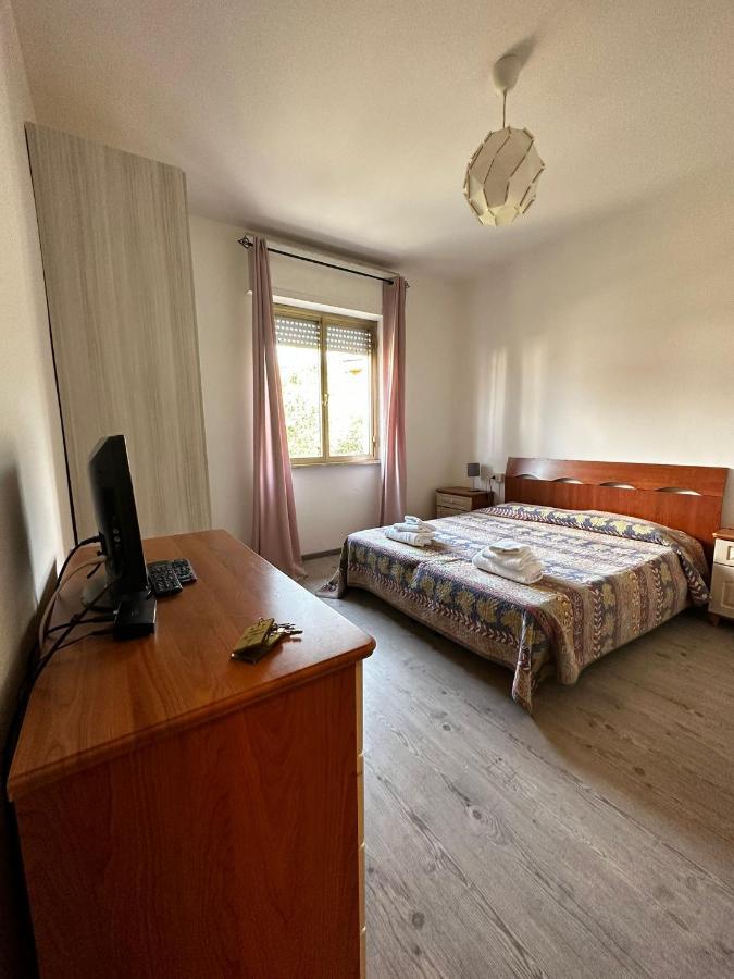 Hotel La Pineta Carrara Bagian luar foto